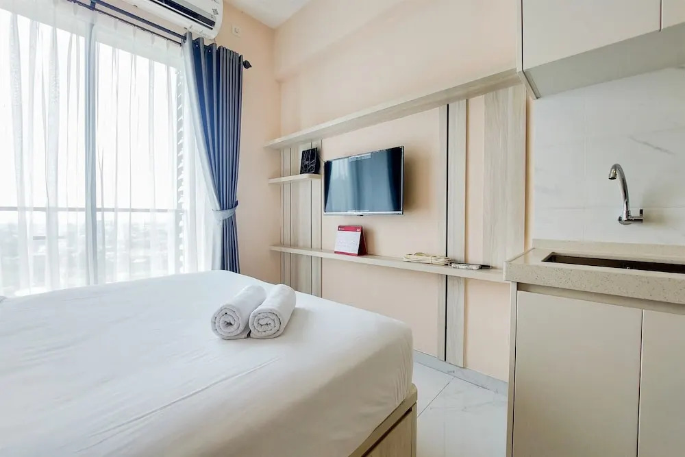 Cozy Design Studio At 21St Floor Sky House Bsd Apartment