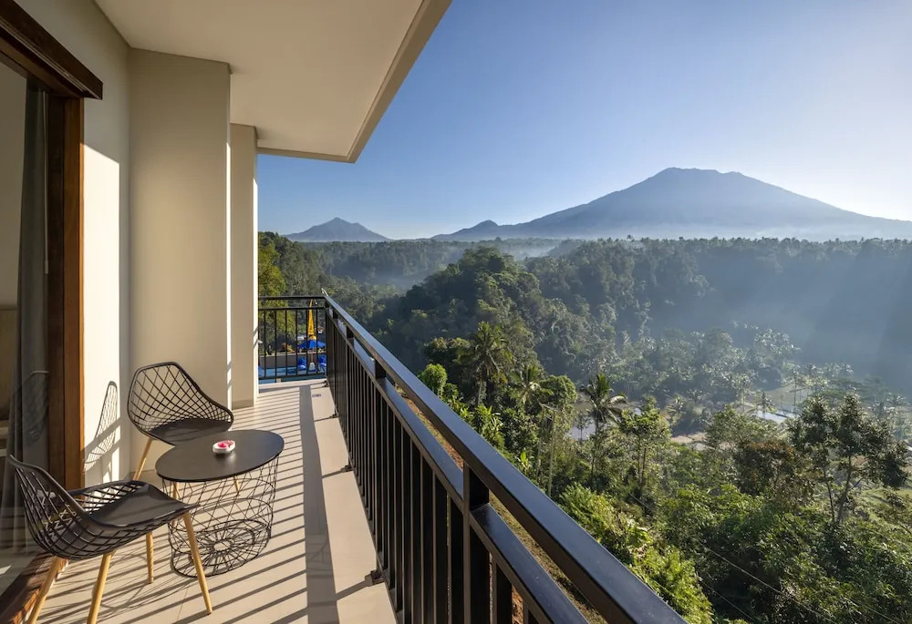 Tapa Agung View Besakih