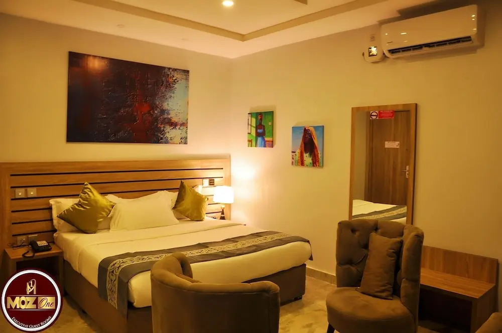 Moz One Executive Guest Rooms Hombori