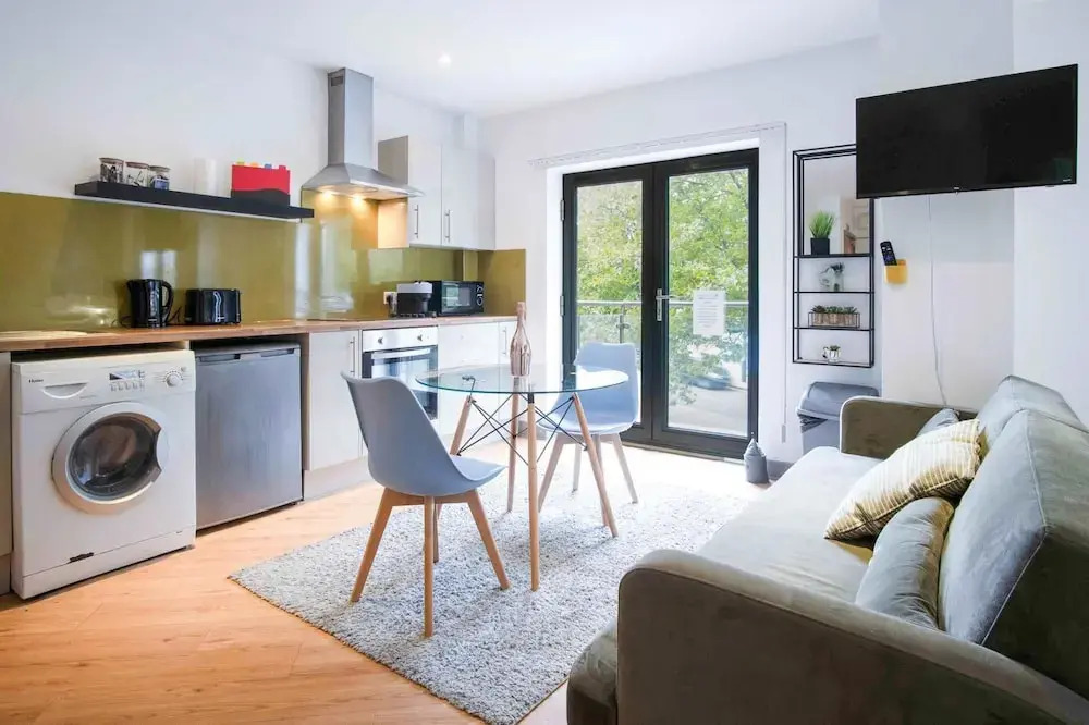 Princess Lofts 1 - 1 Bedroom Studio - Swansea