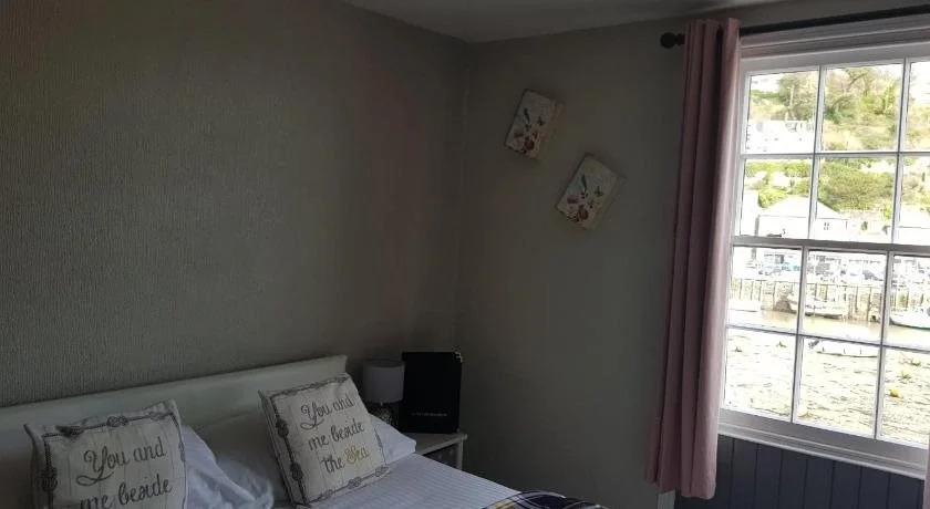 Harbour Moon Inn