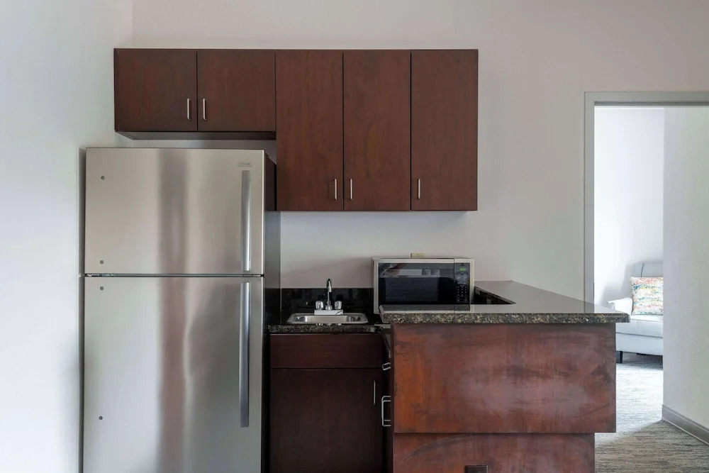 Mainstay Suites