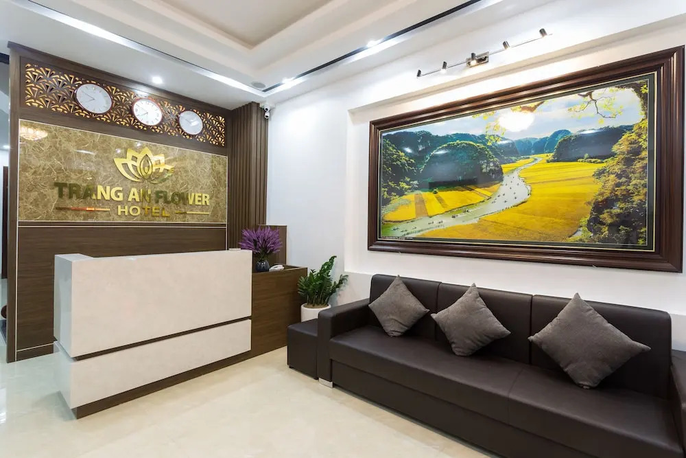 Trang An Flower Hotel