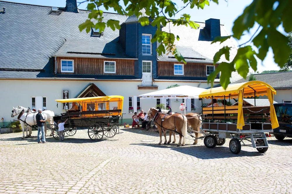 Landhotel Gutshof - ländlich genießen - geschäftlich gut ankommen