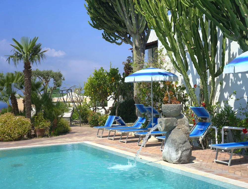 Room in B&B - Ischia-forio, in 4 Under the Sign of Relaxation and Well-being