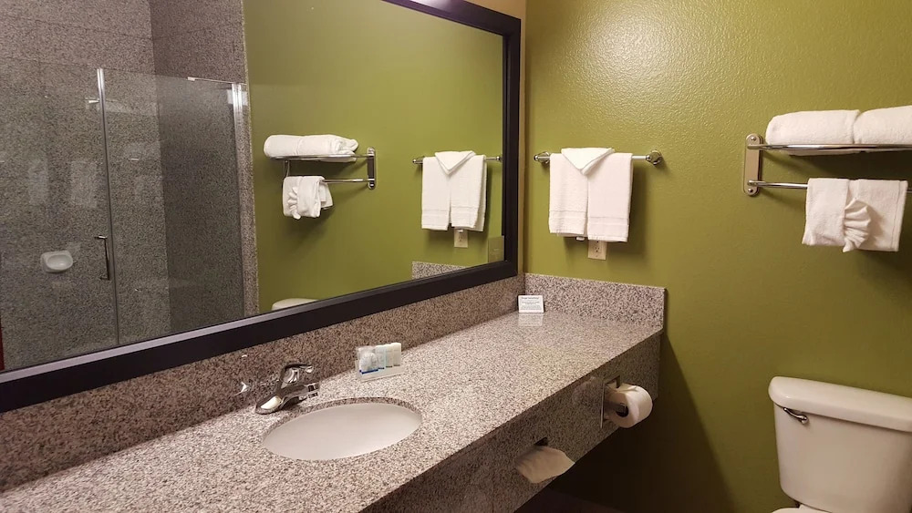 Sleep Inn & Suites Shamrock