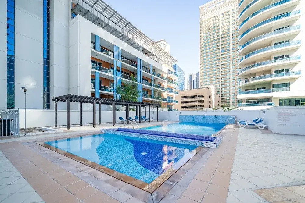 Marina Residence by Luton Vacation Homes