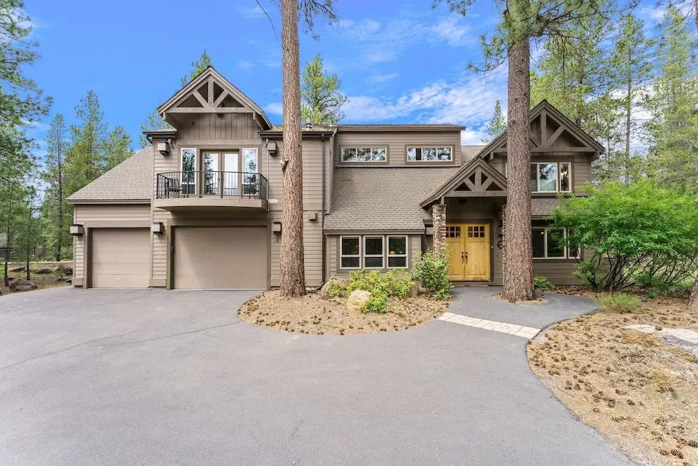 Sunriver Hot Tub Stay With Game Room Near Sharc