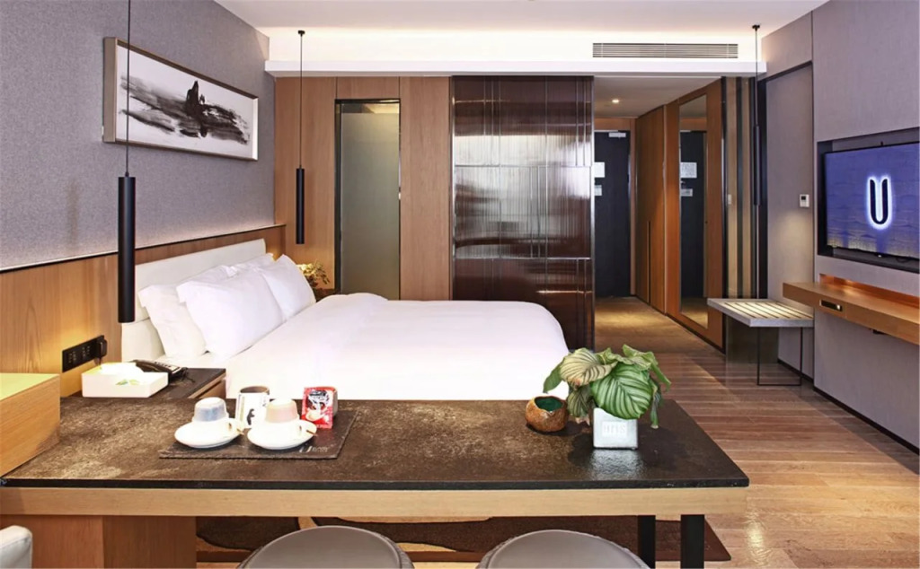 Ueasy Hotel