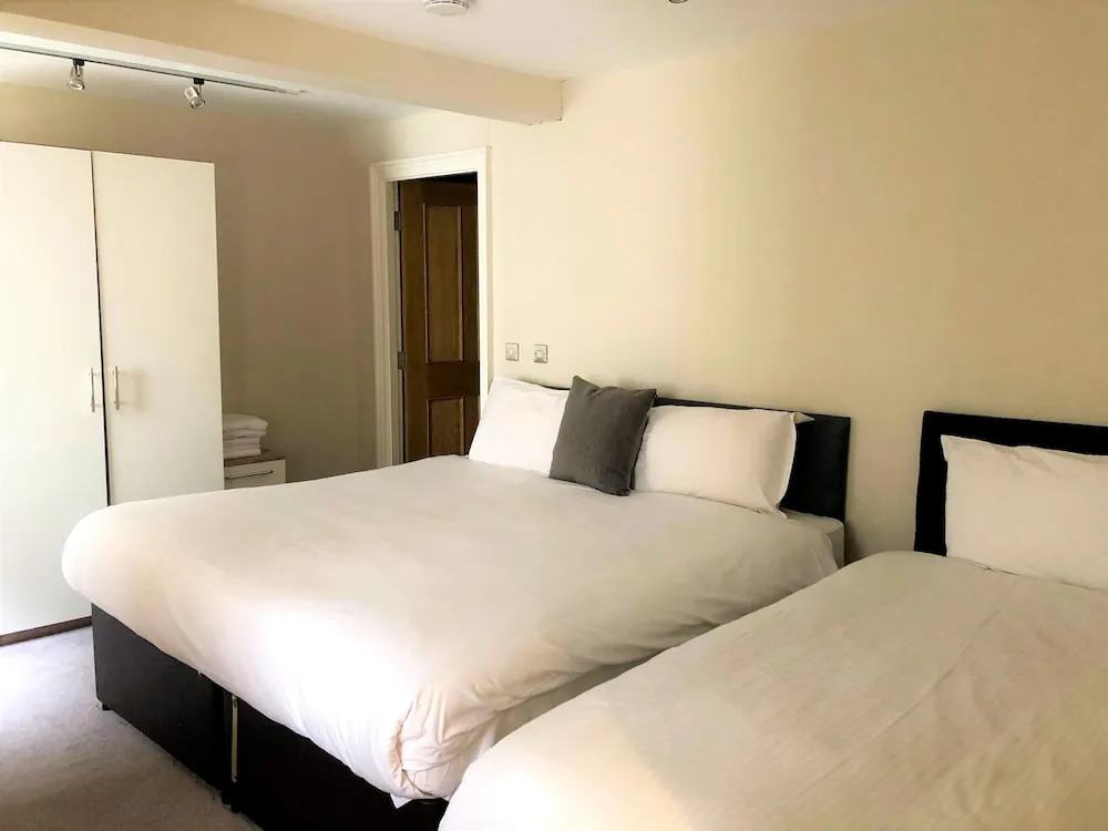 1 Water Street Hotel