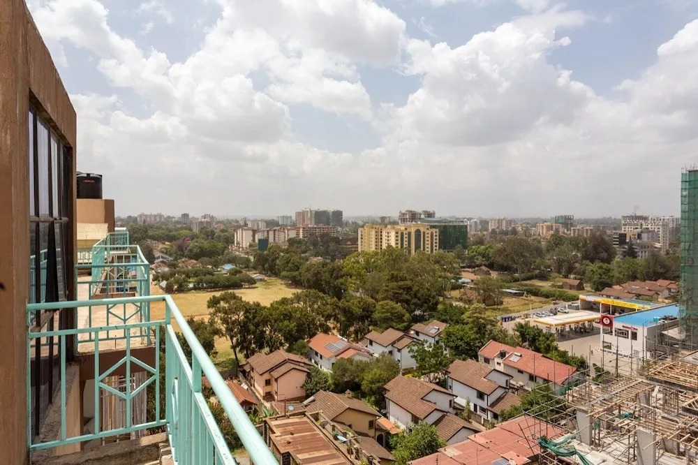 Lux Suites Mango Court Apartments