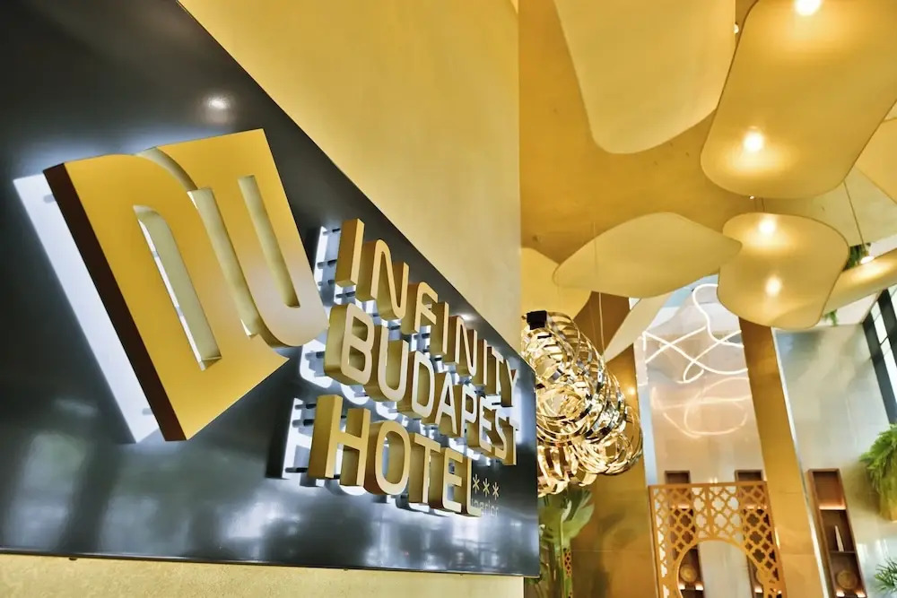 INFINITY Budapest Hotel