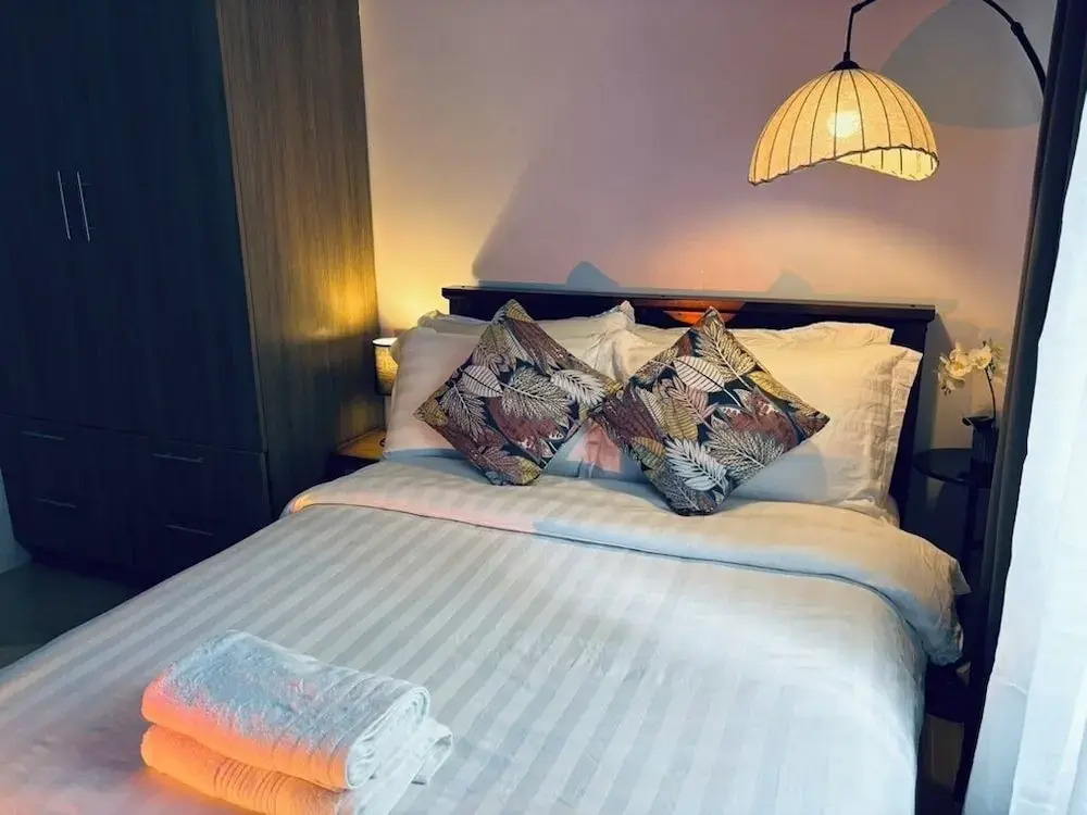 Smart Stay 2600 - North Cambridge Condo