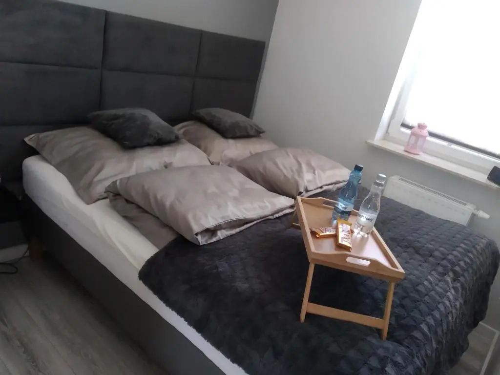 Apartament 2Pietro,White&Grey