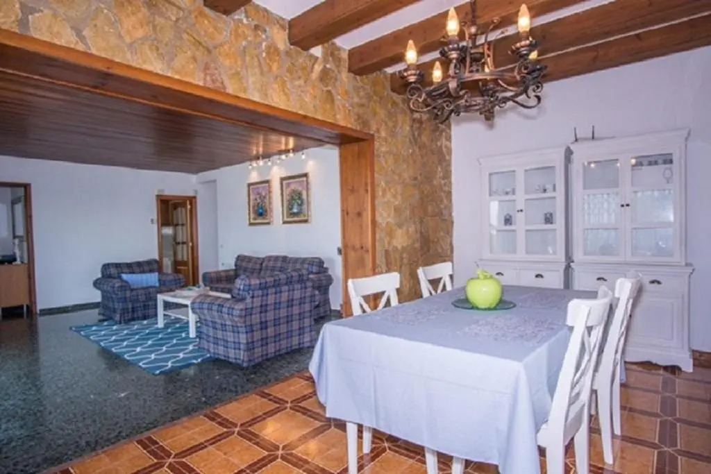 Villa Victoria