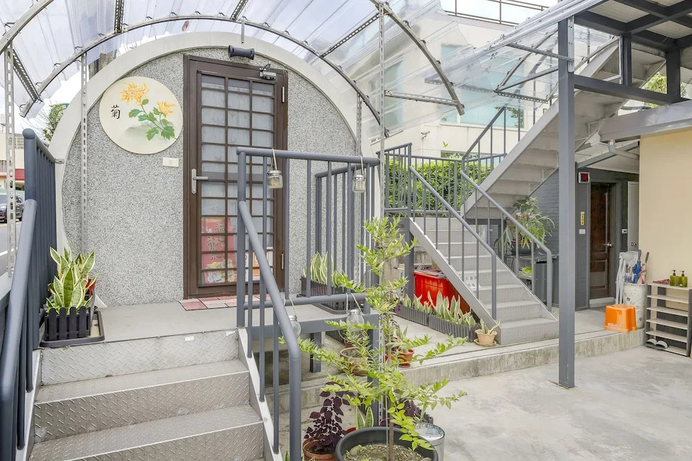 Shen-Lu-Ju B&B