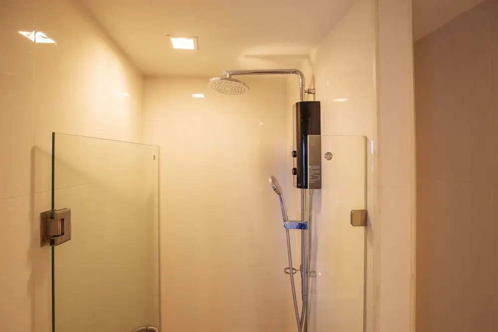 Near BK University Quiet Condo in Rama4 bkb136