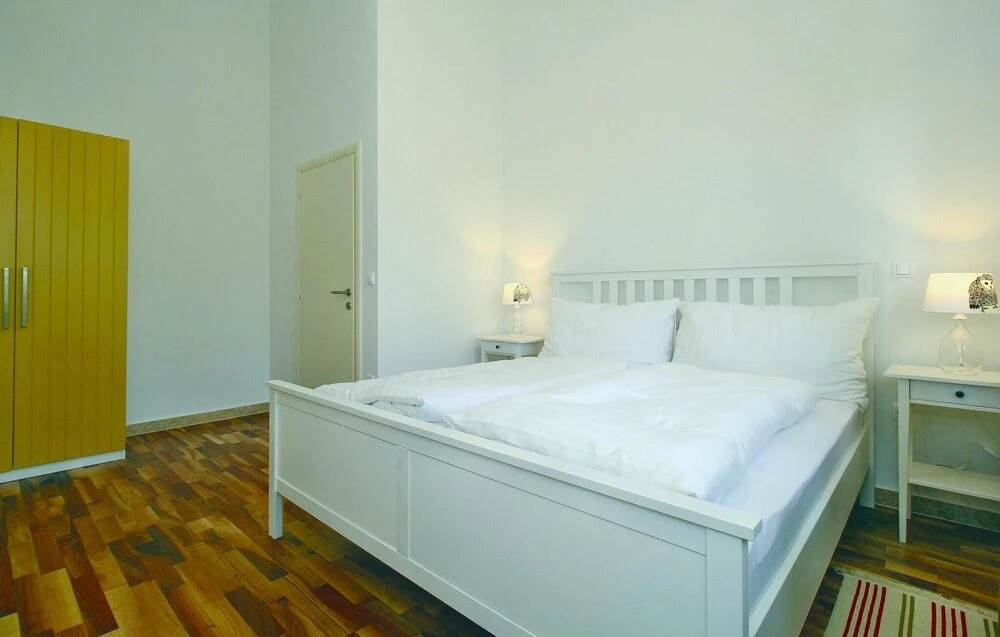 Nice Home in Vranici With Wifi and 2 Bedrooms