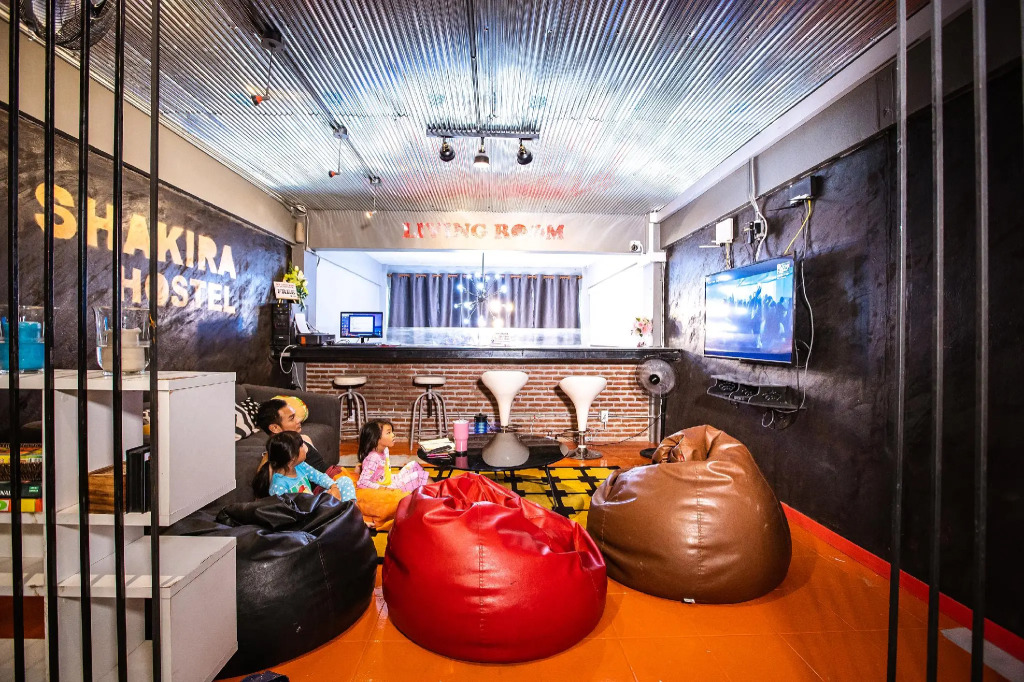 Shakira Hostel