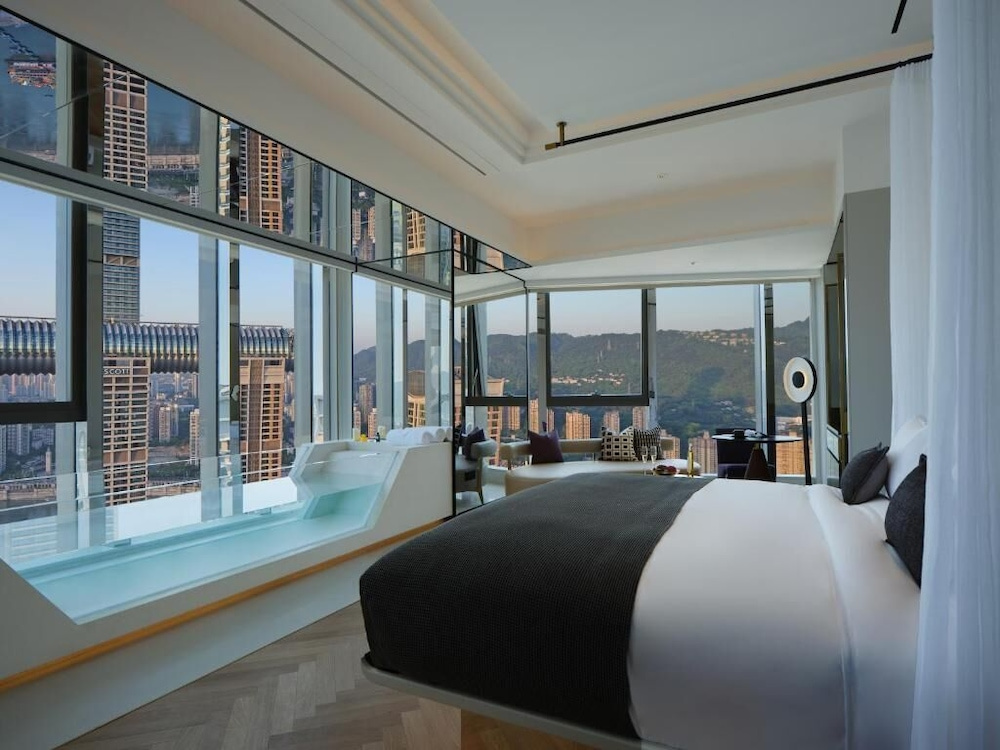 SEYA Panoramic Hotel