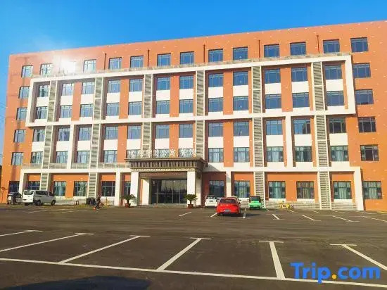 Soaring Phoenix Student Hotel