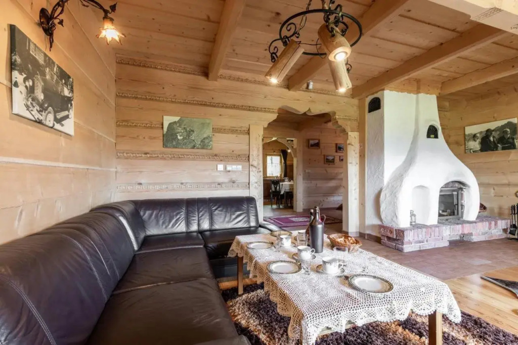 Domek w Roztokach z widokiem na Tatry z sauną