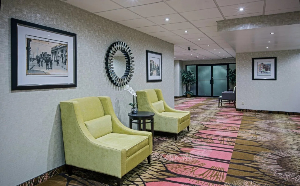Quality Inn & Suites Regina Downtown