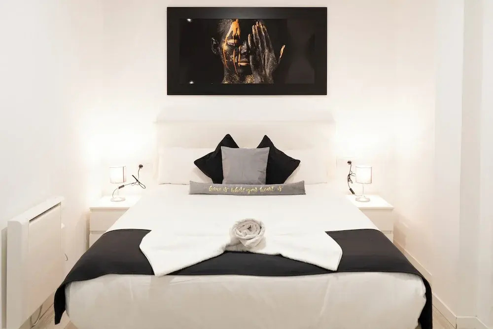 Plaza Castilla Apartments