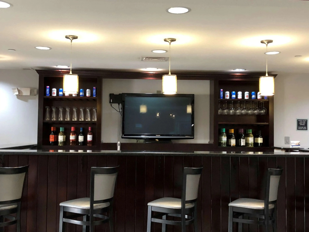 Best Western Plus Goodman Inn & Suites