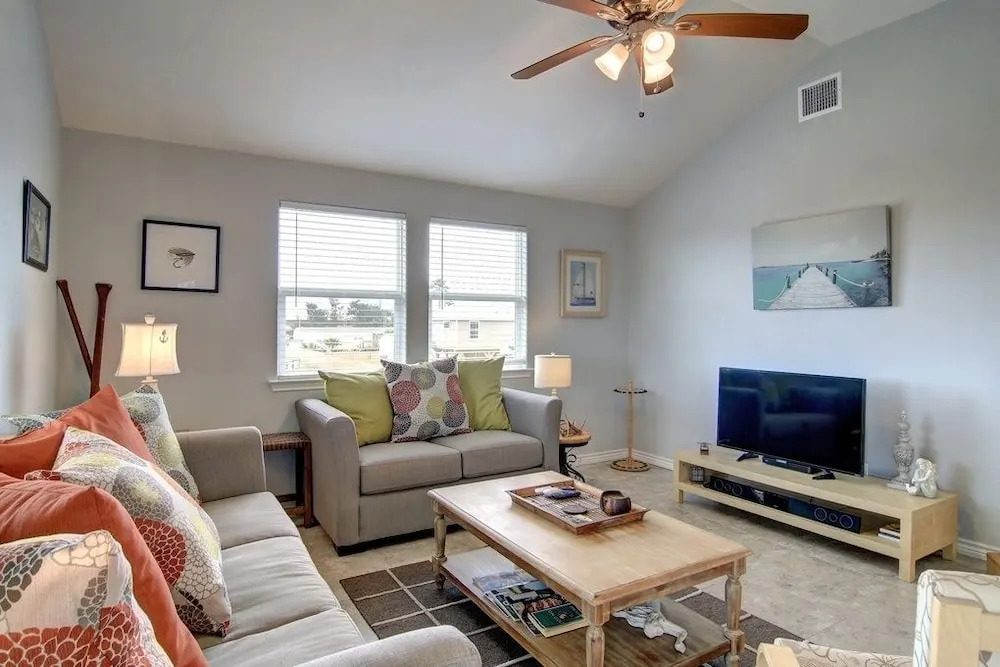 Into The Mystic - 3 Br Home