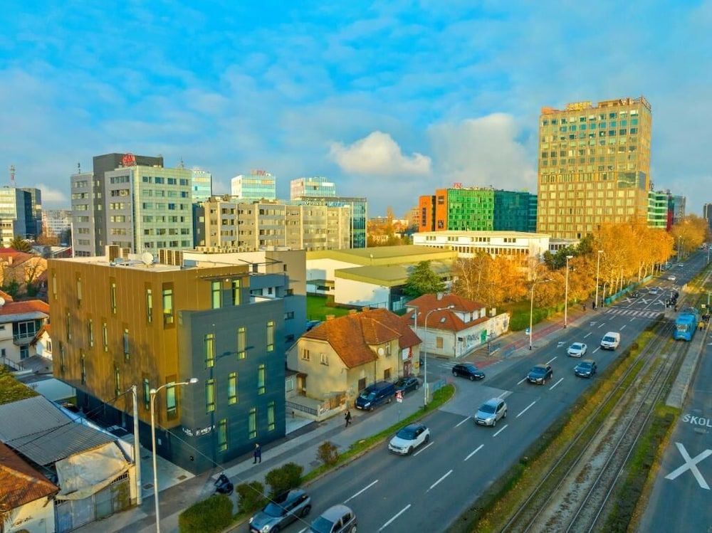 Enjoy Apartments and Suites