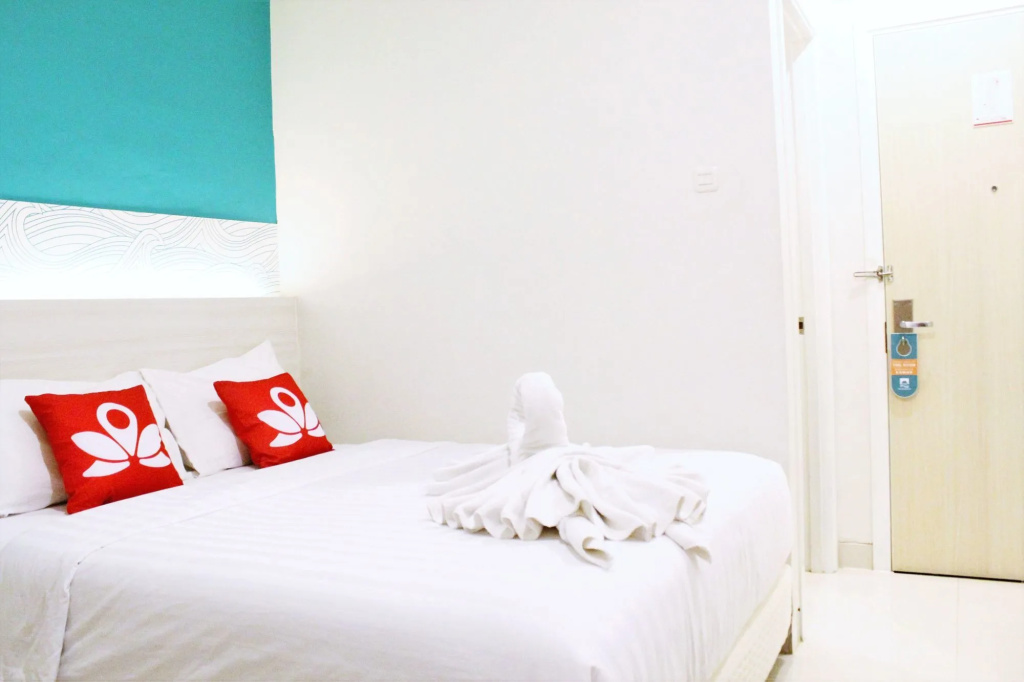ZEN Rooms Pasar Ikan Losari