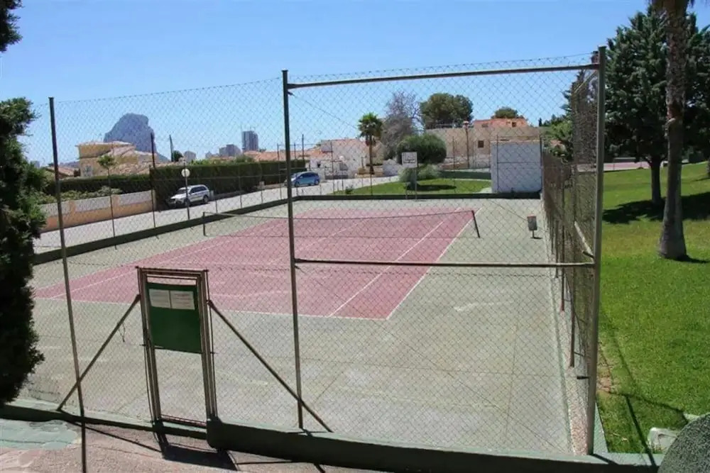 House with 3 Bedrooms in Calpe, with Pool Access, Furnished Terrace And Wifi - 2 Km From the Beach