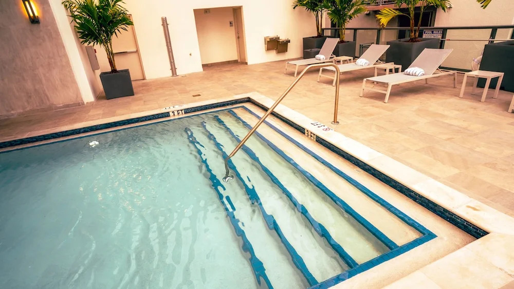 Smart Brickell Hotel