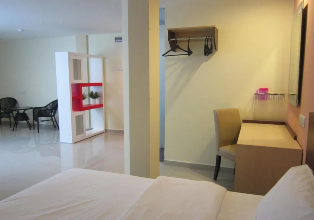 Mars Hotel