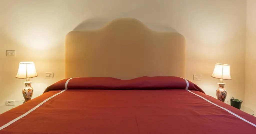 4bdrm elegant apartm in Private Estate, shared Swimmingpool, Maze Garden