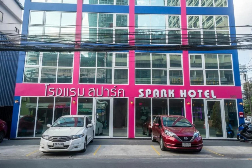 Spark Hotel