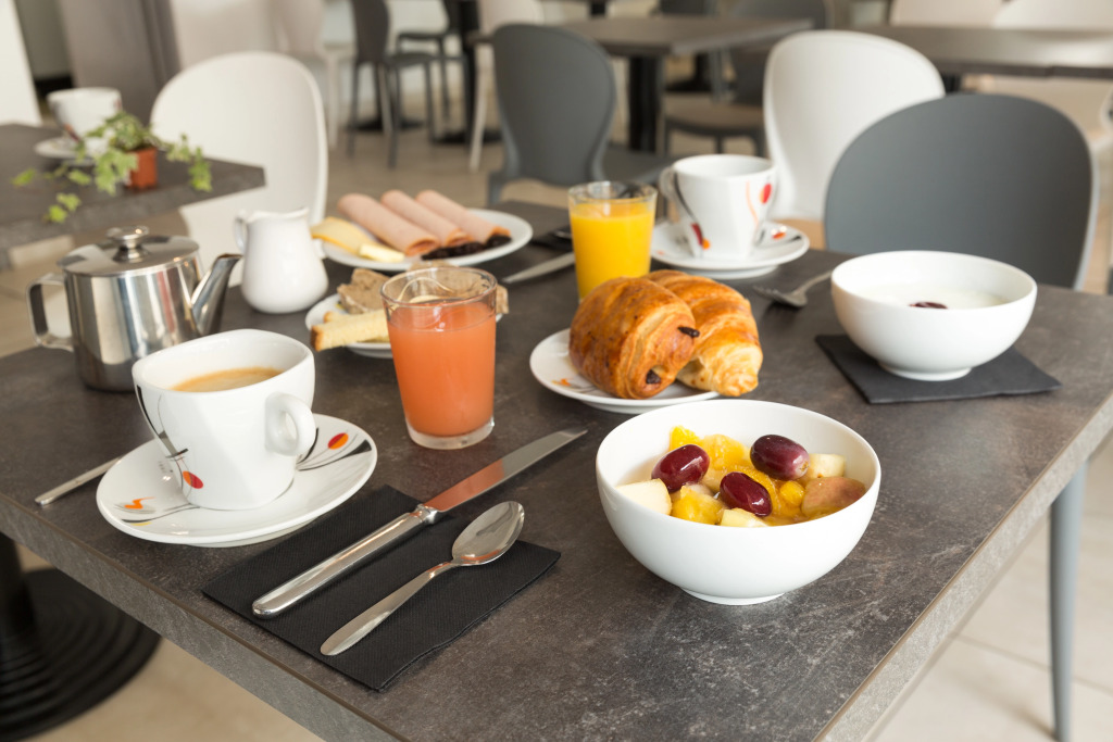 BRIT HOTEL CONFORT NEVERS Centre Gare