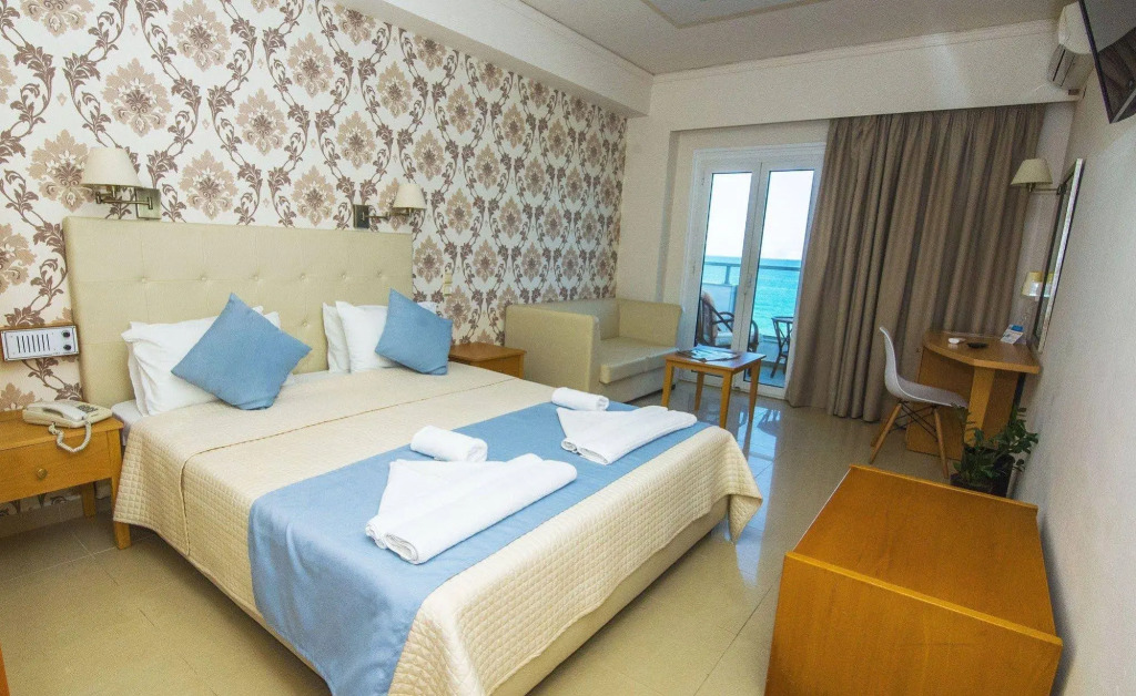 Themis Beach Hotel