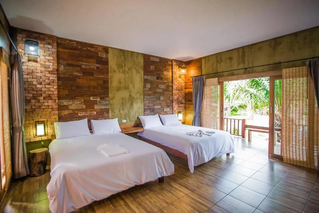 Palm Pran Resort