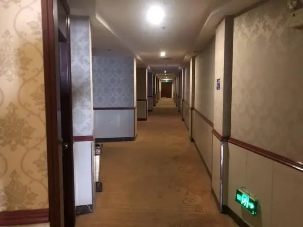 Charles Hotel