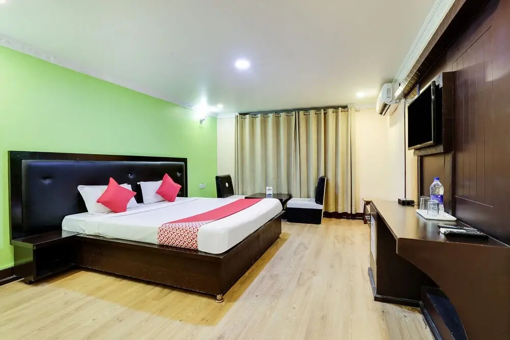 OYO 603 Hotel Opera
