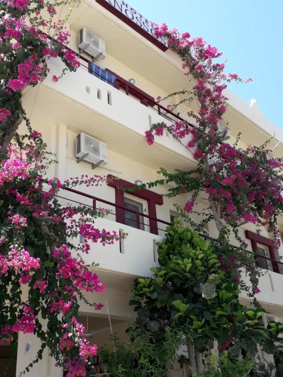 Knossos Hotel