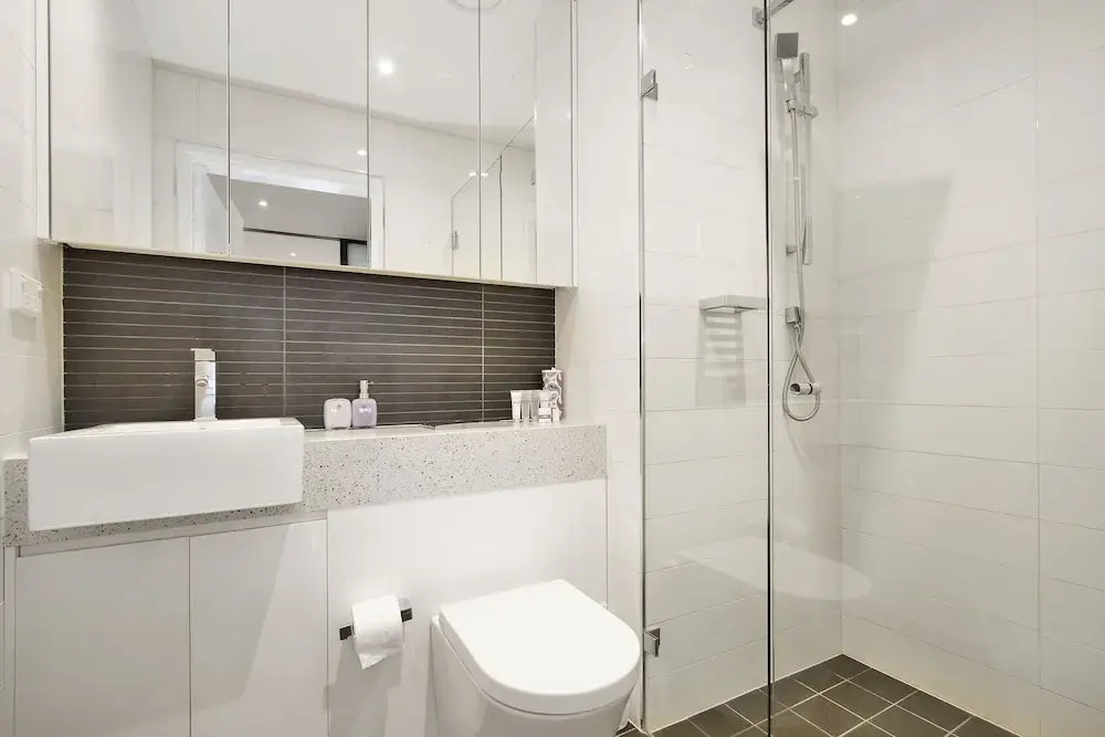 Little New York on Riley - Executive 1BR Darlinghurst Apartment with New York Laneway Feel