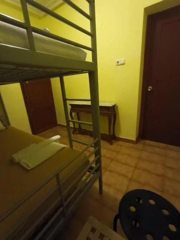 27-4-BJ- HABITACION para 2 personas
