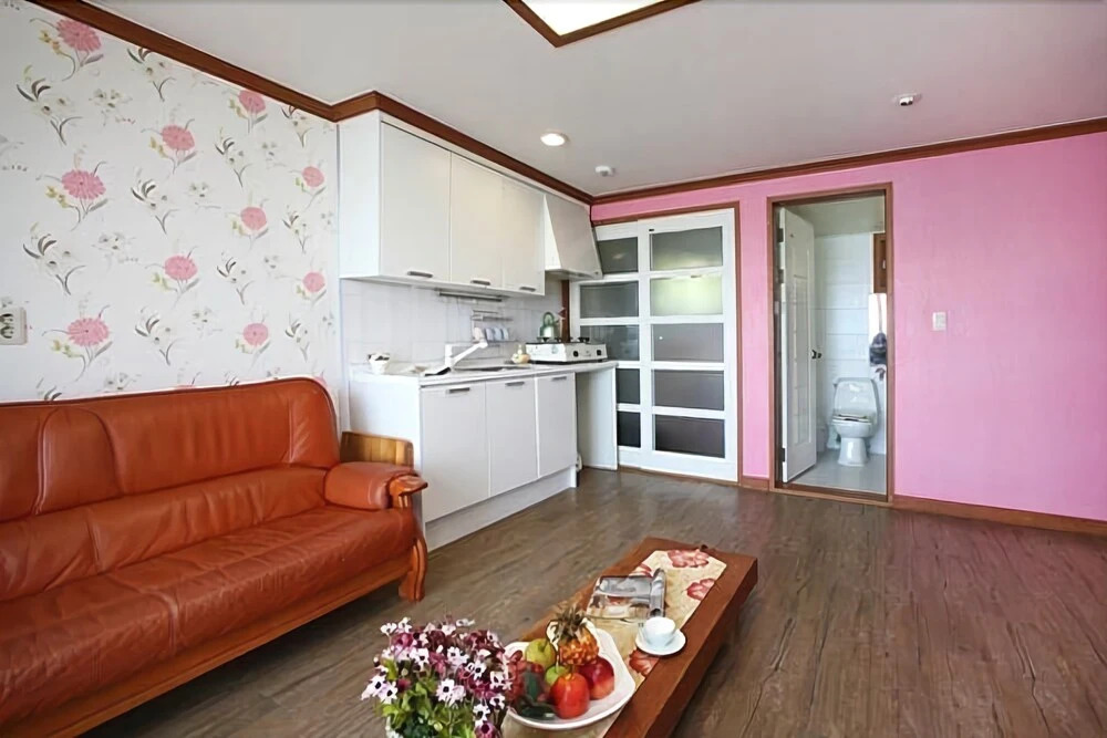 Taean Carib Pension