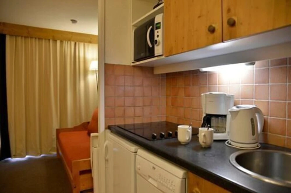 Belle Plagne Open Plan Studio Cabine on Slopes for 4 People of 27 m² Th515