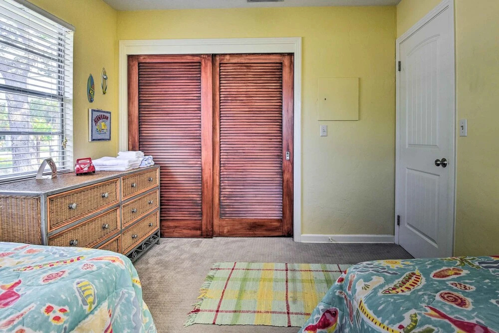 Nokomis Home w/ Gas Grill: 2 Blocks to Beach!
