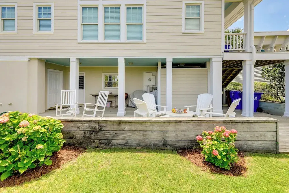 Atlantic Beach Condo - Walk to Beaches!