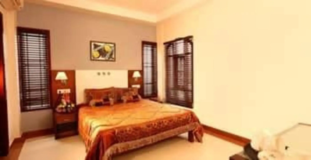 Hotel Vettikattu Plaza